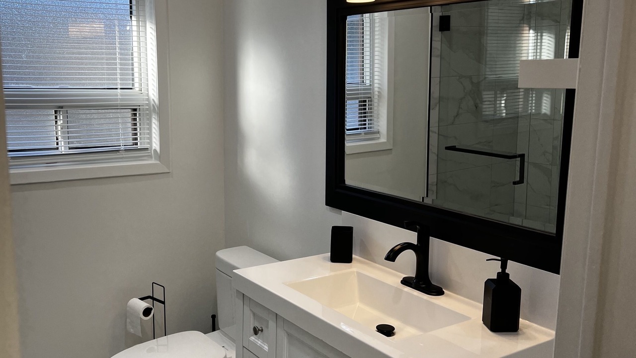 Photo of Bathroom in Tiny