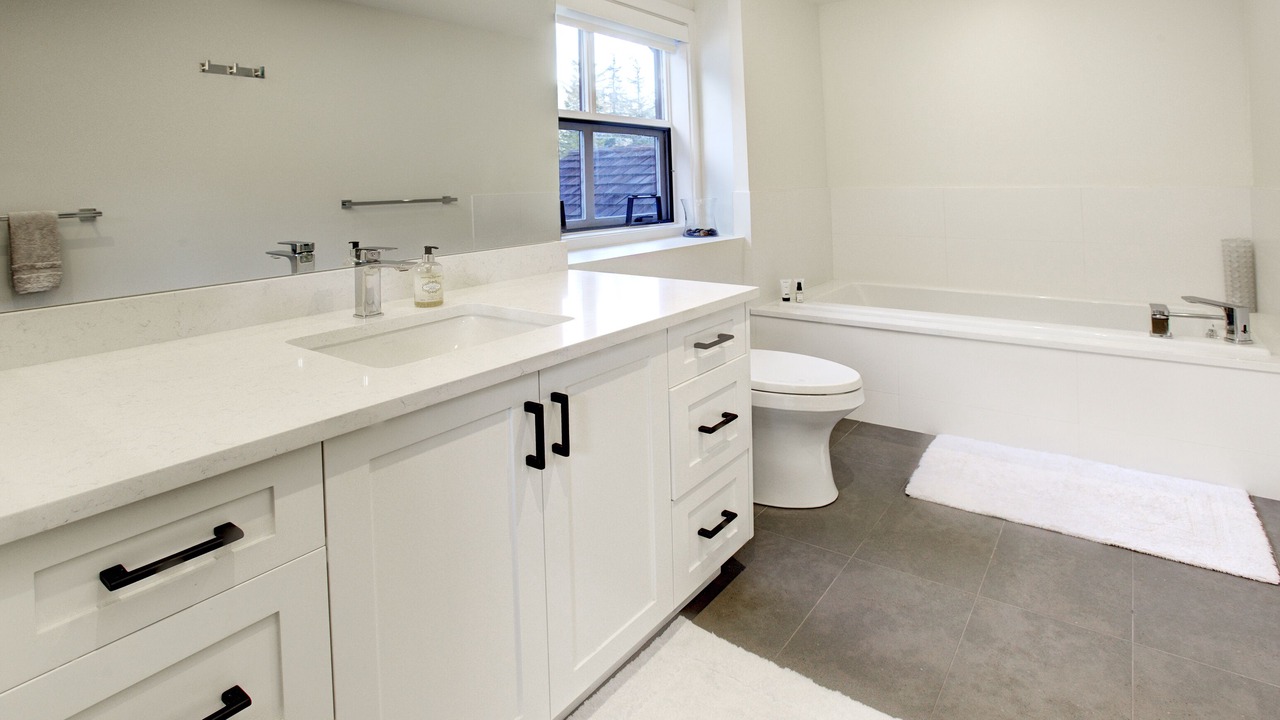 Photo of Bathroom in Whistler Cay Heights