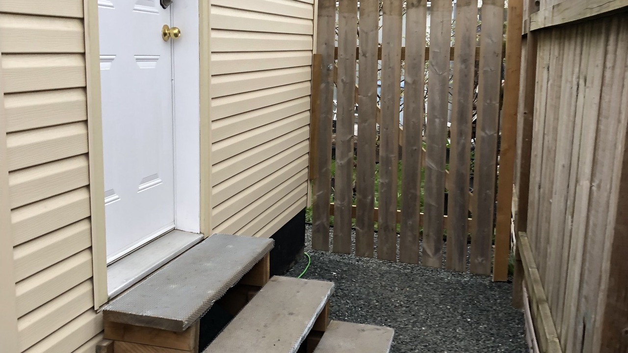 Photo of Patio Balcony in Chilliwack Proper Village West