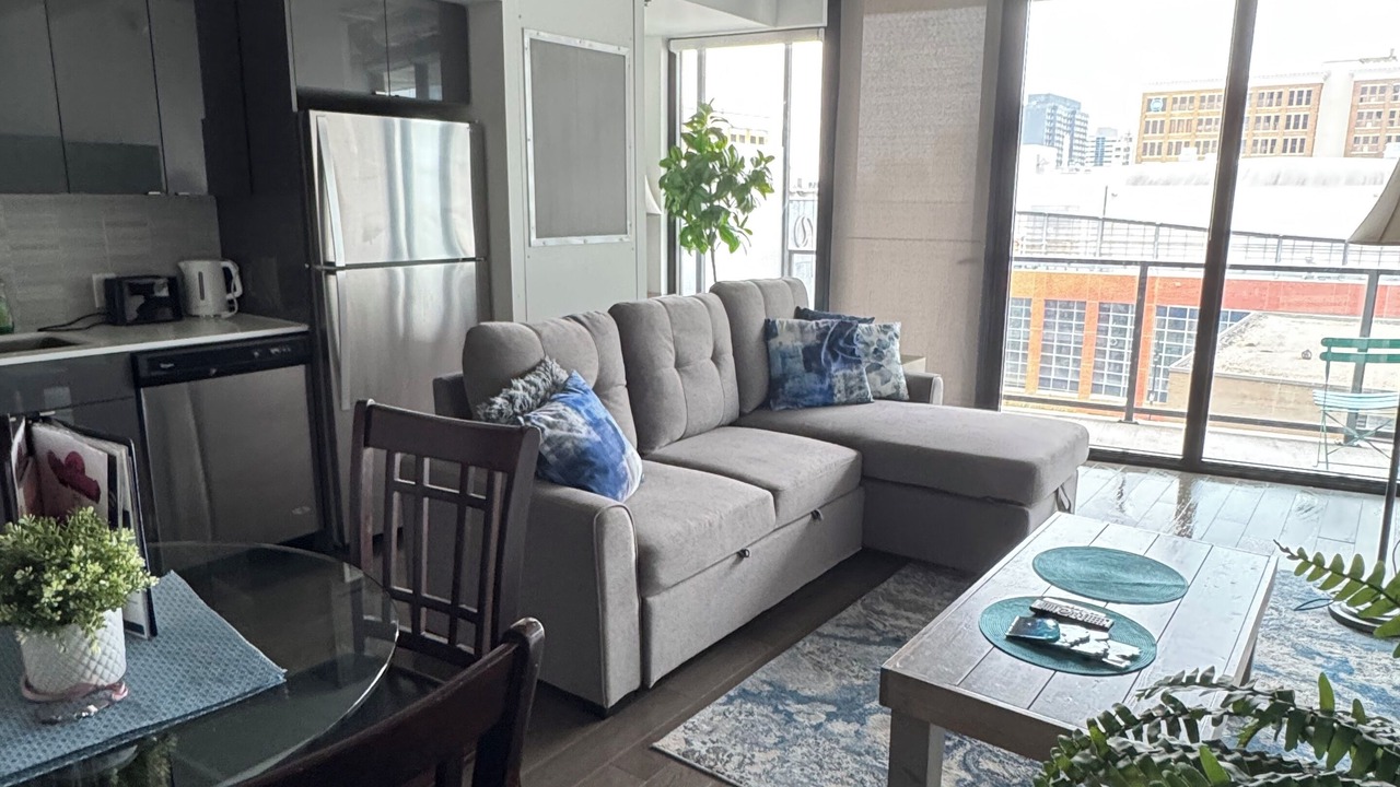Photo of Livingroom in Downtown Winnipeg