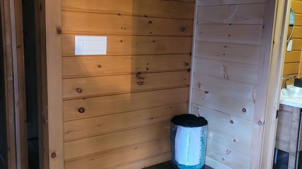 Photo of Bedroom in Golden Lake