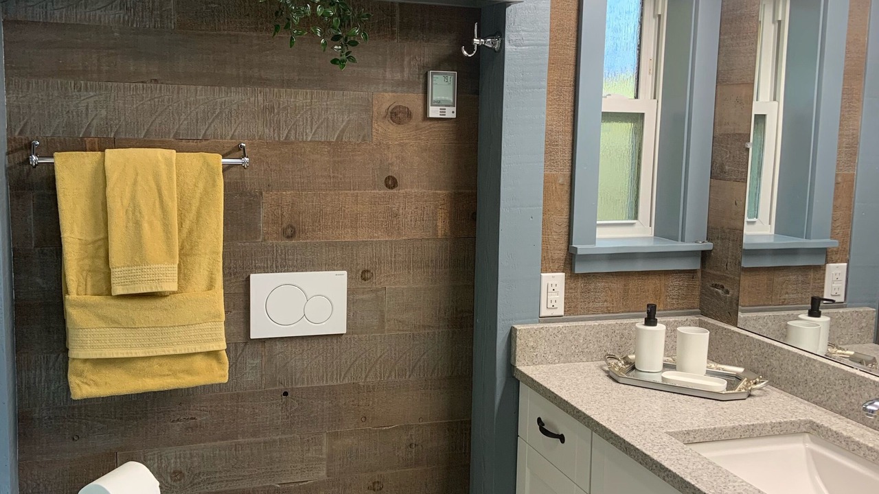 Photo of Bathroom in Cowichan Bay