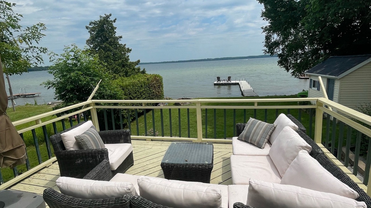 Photo of Patio Balcony in Cumberland Beach