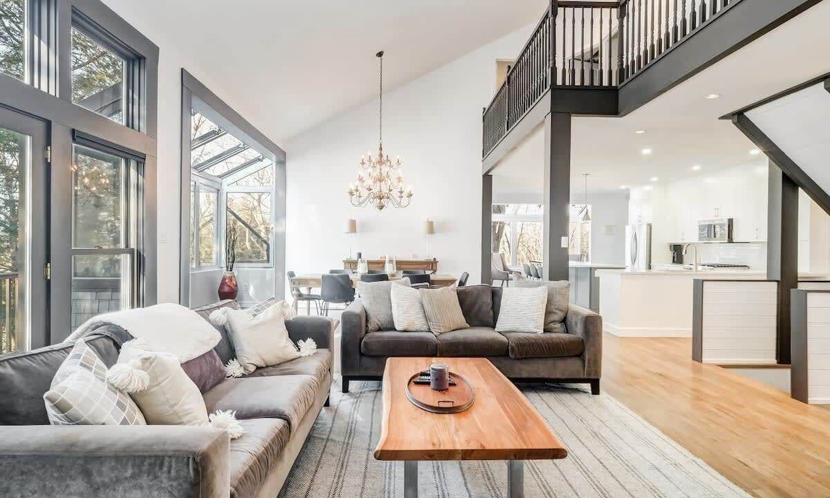Photo of Livingroom in Rideau Lakes