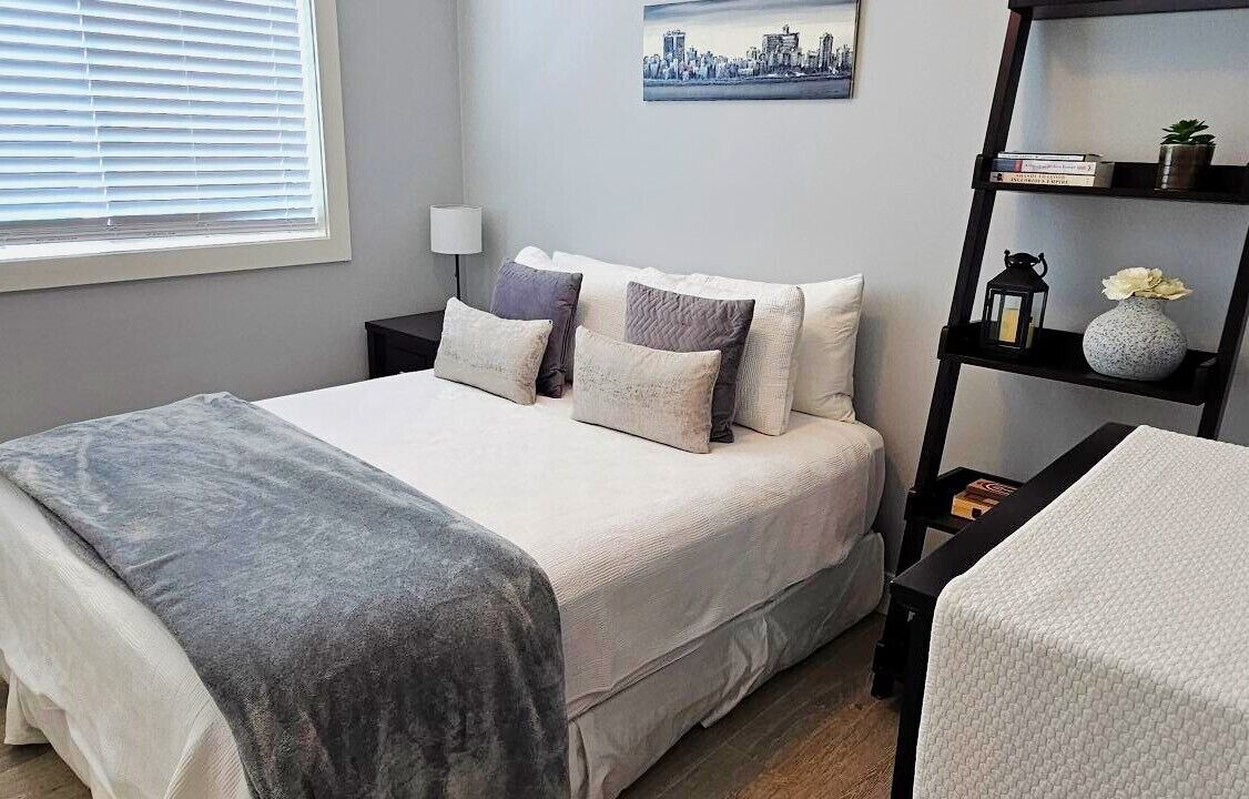 Photo of Bedroom in Colwood