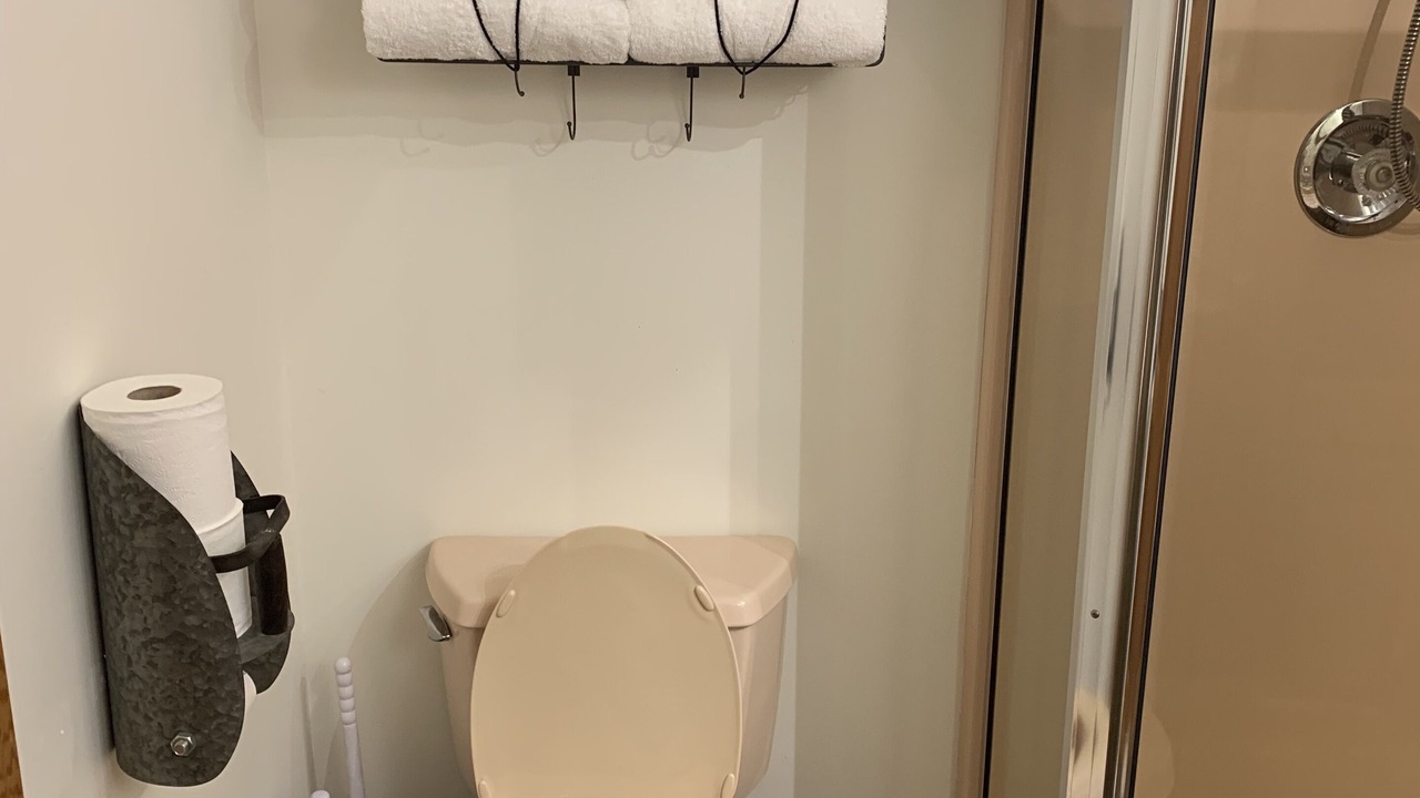 Photo of Bathroom in Lone Butte