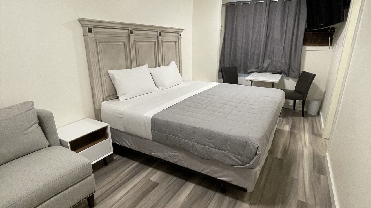 Photo of Bedroom in East Kootenay