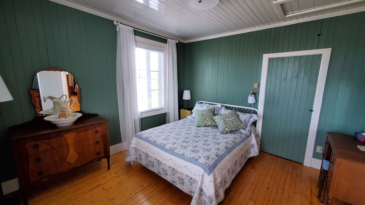 Photo of Bedroom in Lotbiniere
