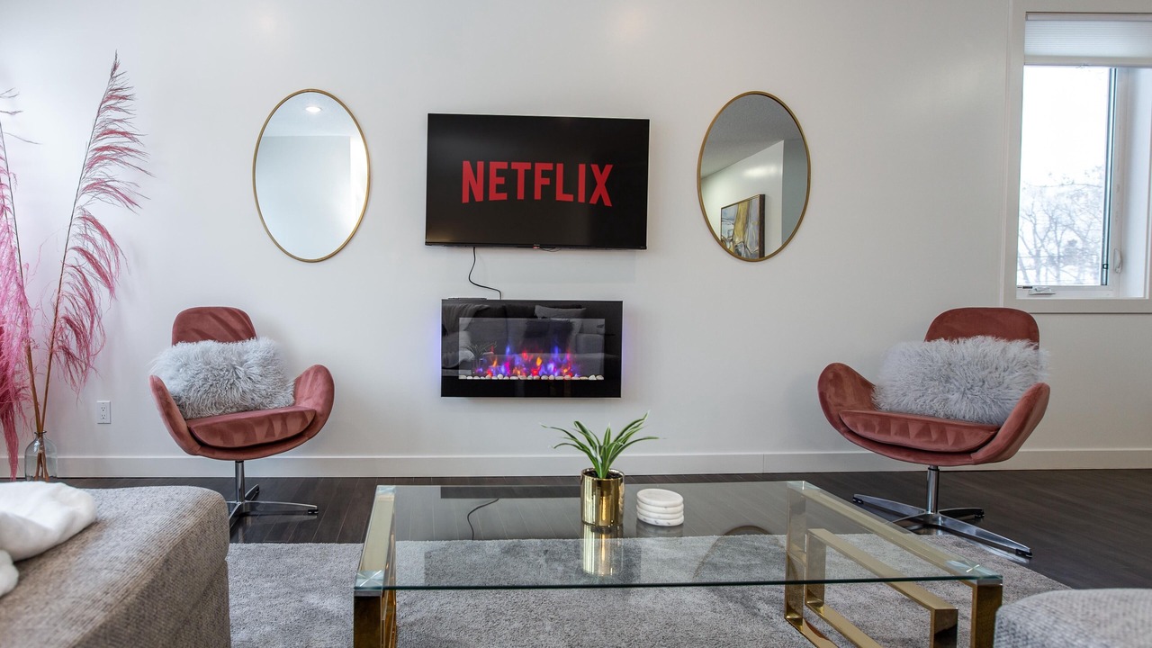 Photo of Livingroom in Jasper Place