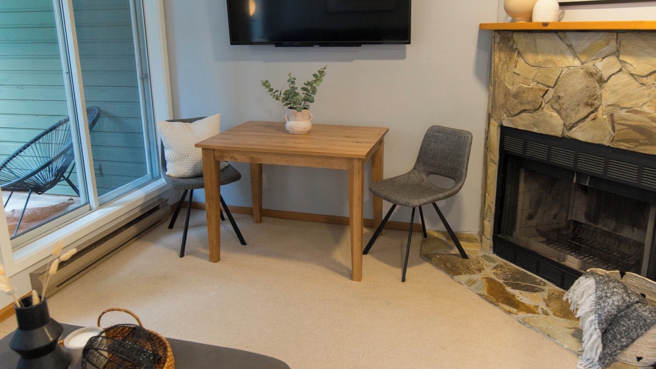 Photo of Livingroom in Whistler Creekside