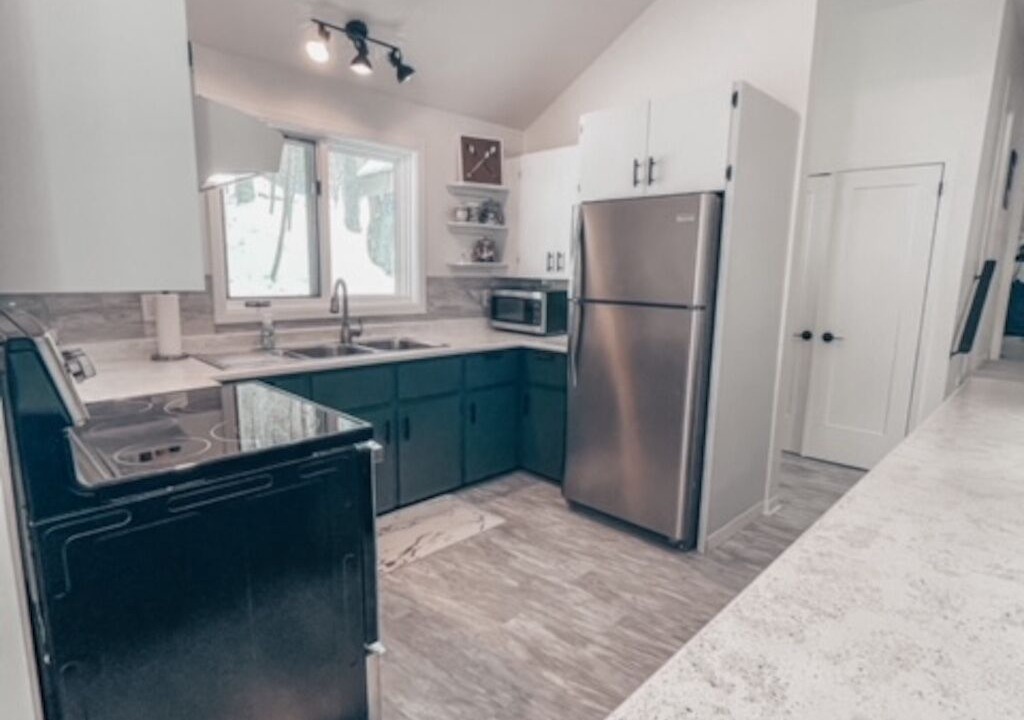 Photo of Kitchen in Lake of Bays