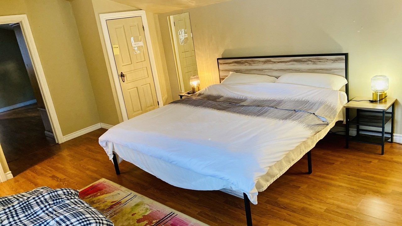 Photo of Bedroom in Mulmur