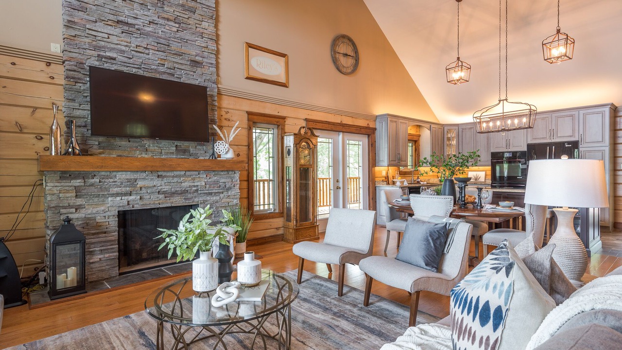 Photo of Livingroom in Trent Lakes