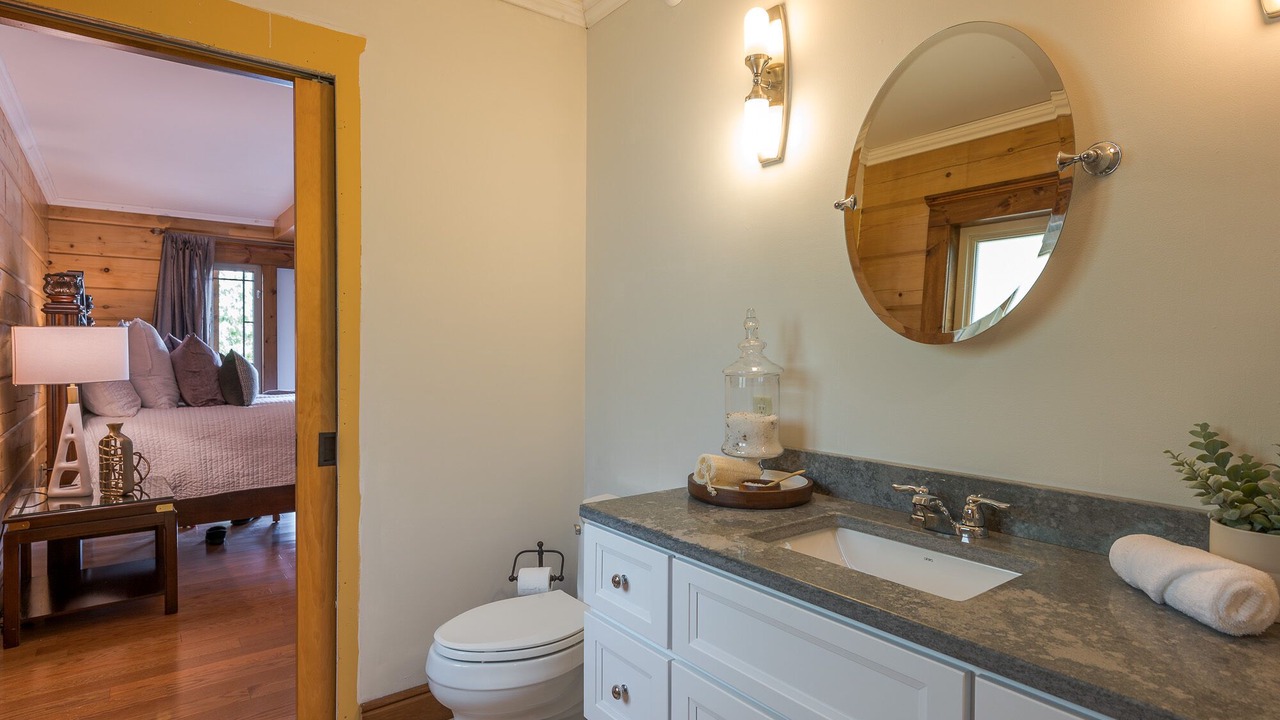 Photo of Bathroom in Trent Lakes