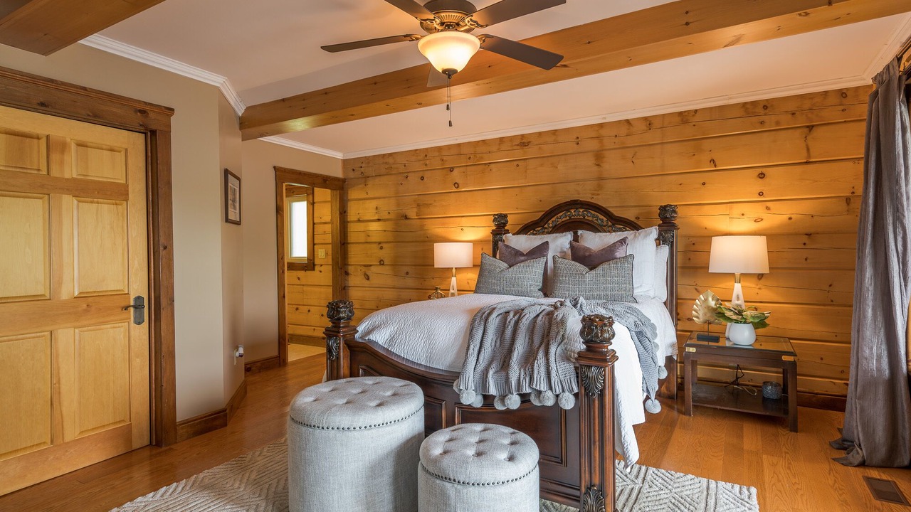 Photo of Bedroom in Trent Lakes