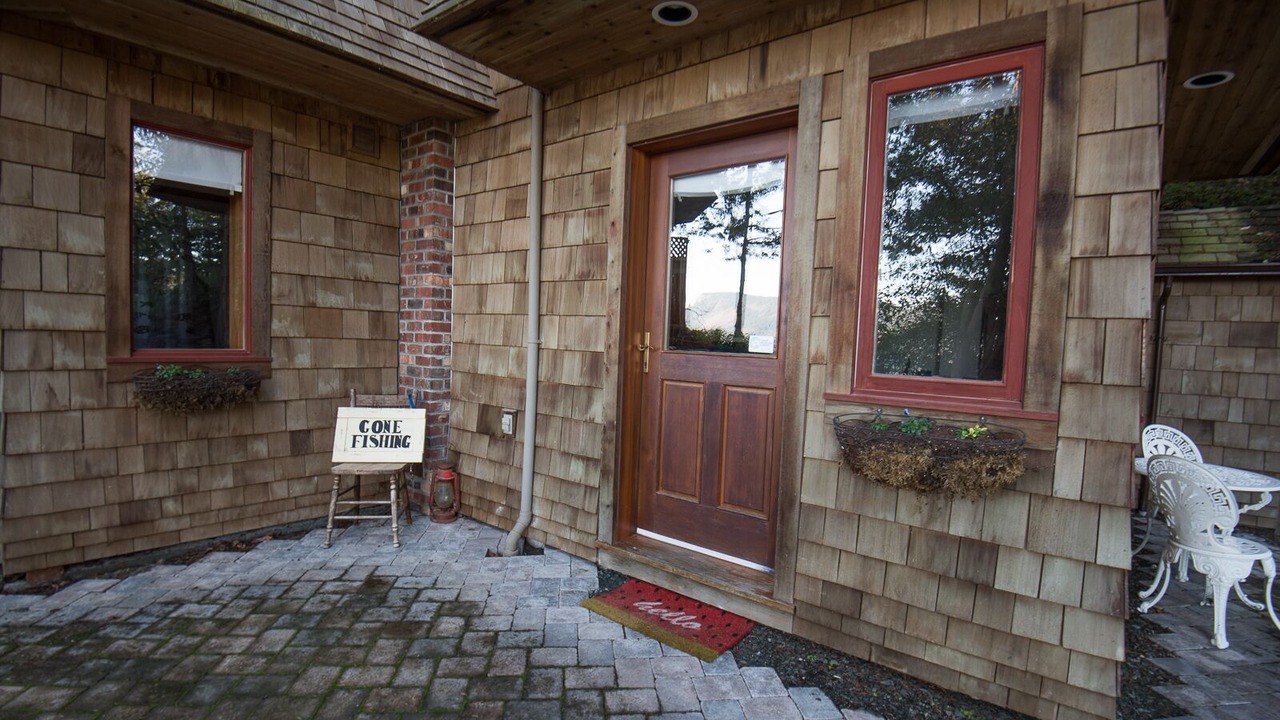 Photo of Outdoor in Maple Bay