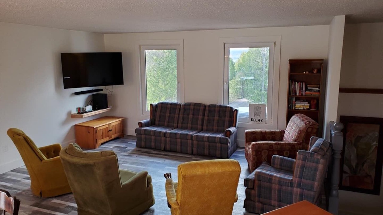 Photo of Bedroom in Georgian Bluffs