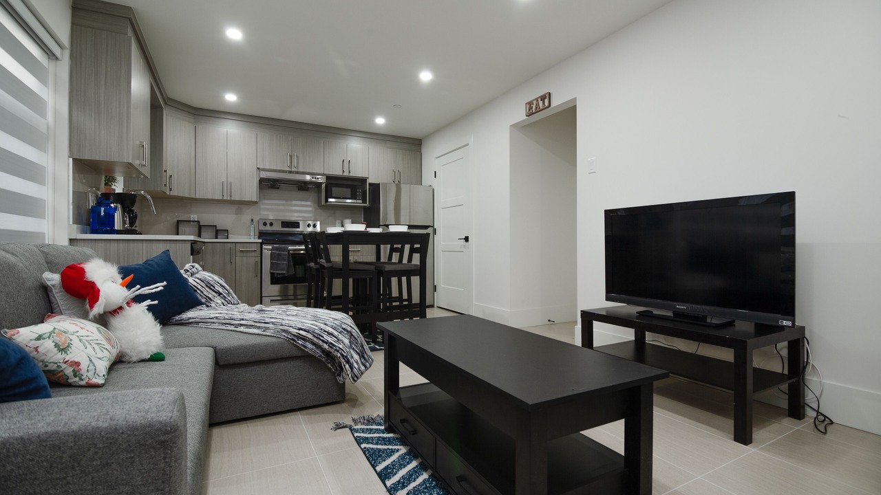 Photo of Livingroom in Vancouver South