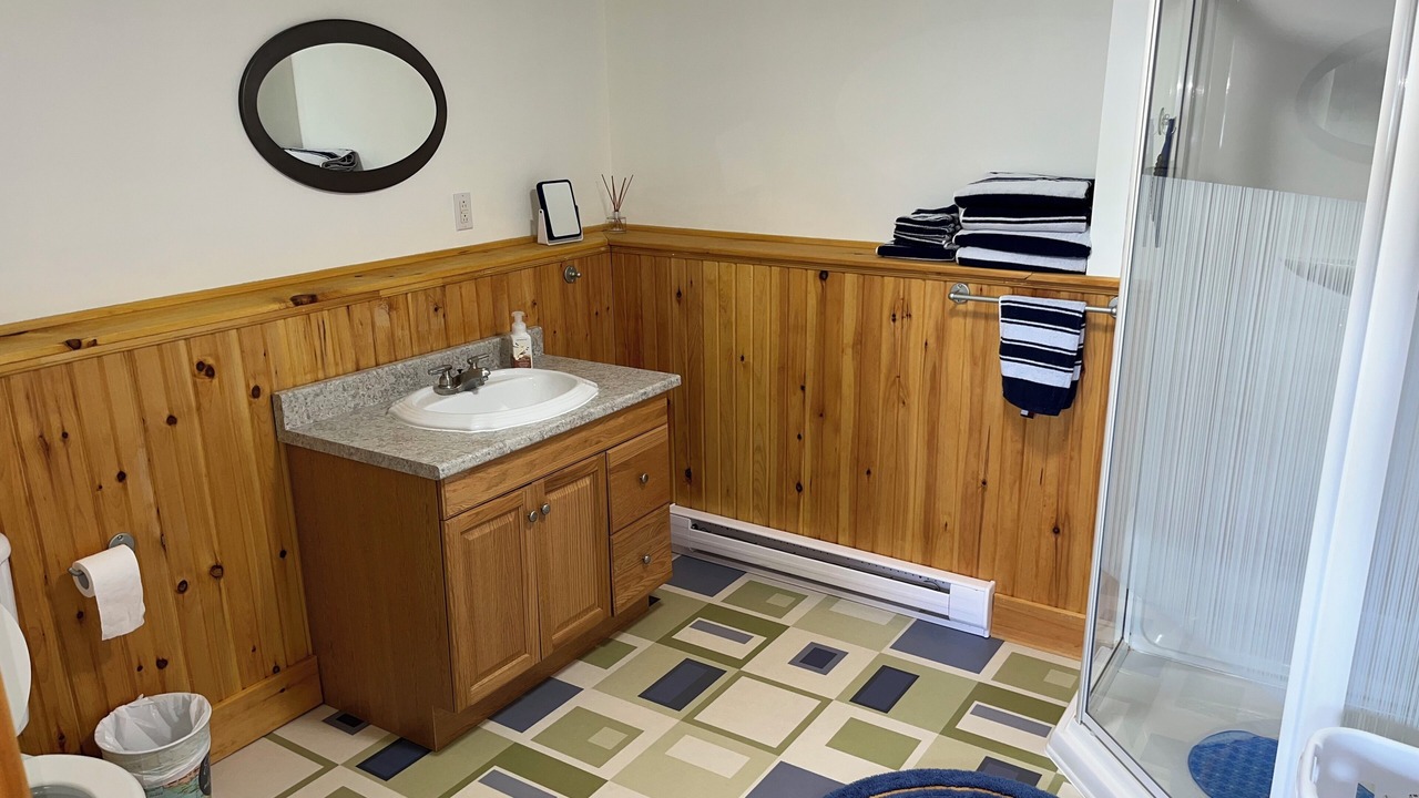 Photo of Bathroom in Marion Bridge