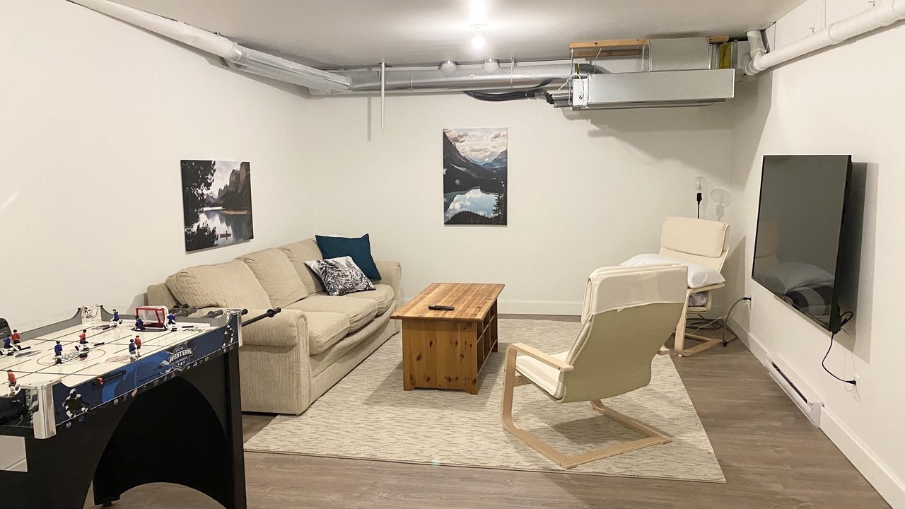 Photo of Bedroom in Courtenay