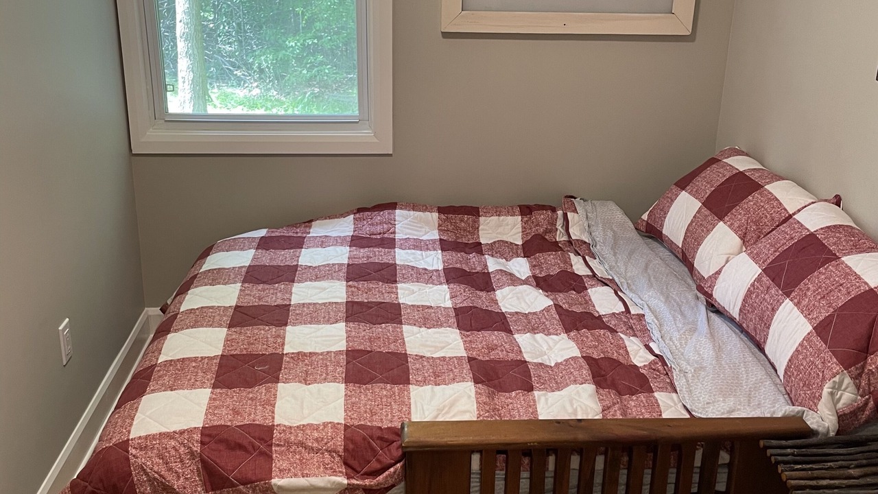 Photo of Bedroom in Rideau Lakes
