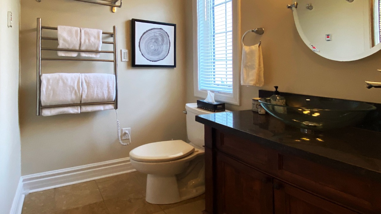Photo of Bathroom in Dunnville