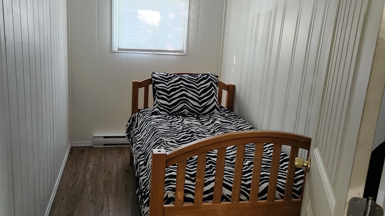 Photo of Bedroom in Sandy Hook