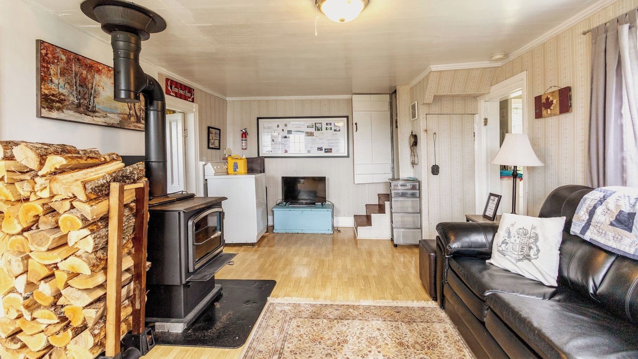 Photo of Livingroom in Marion Bridge