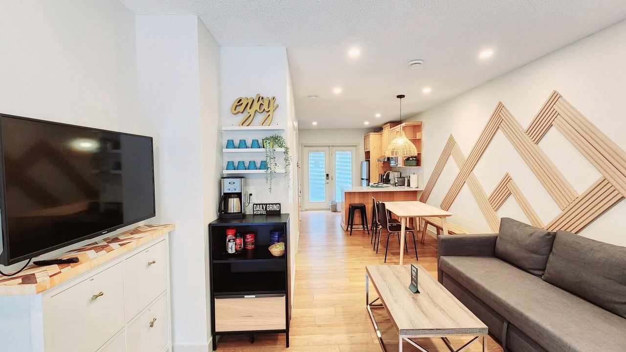 Photo of Livingroom in Harvie Heights