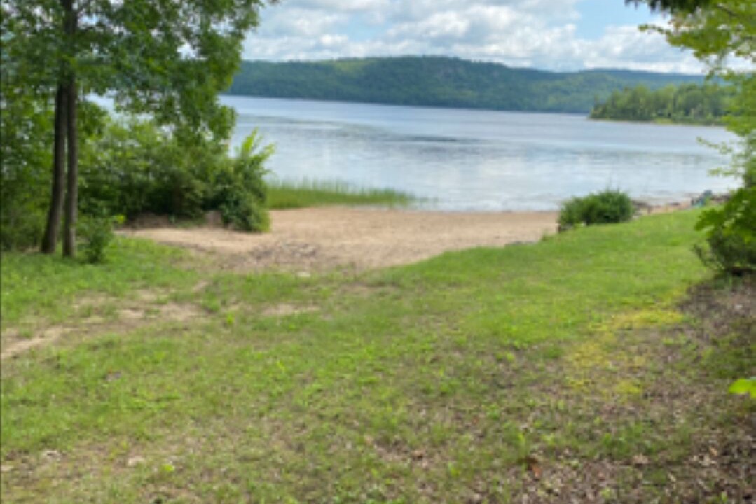Photo of Others in Deep River