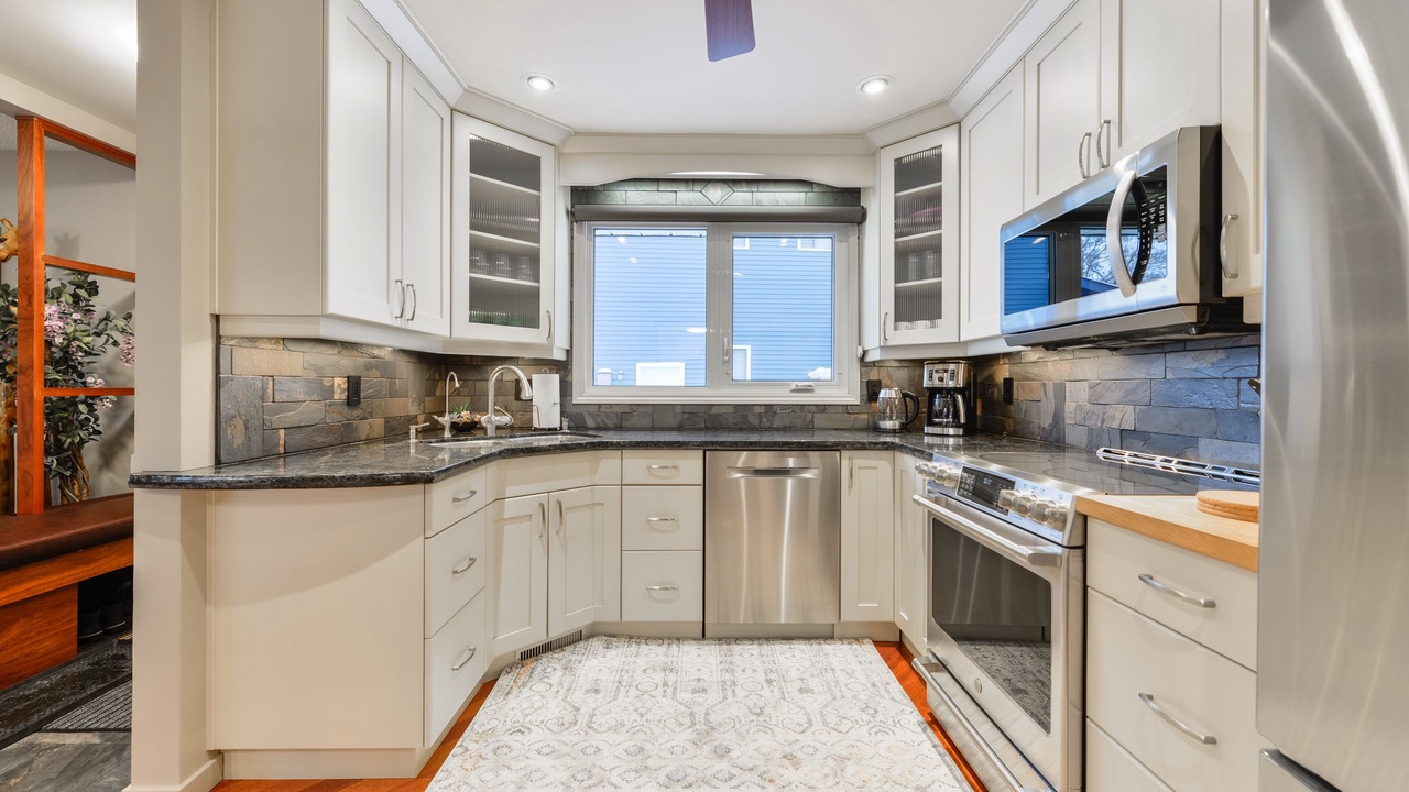 Photo of Kitchen in West Edmonton