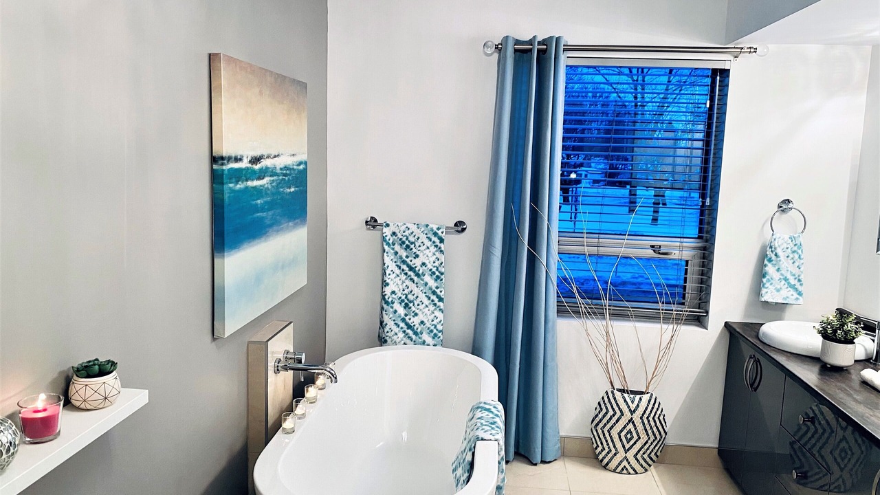 Photo of Bathroom in Plateau