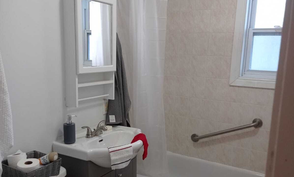 Photo of Bathroom in Cote-Saint-Paul