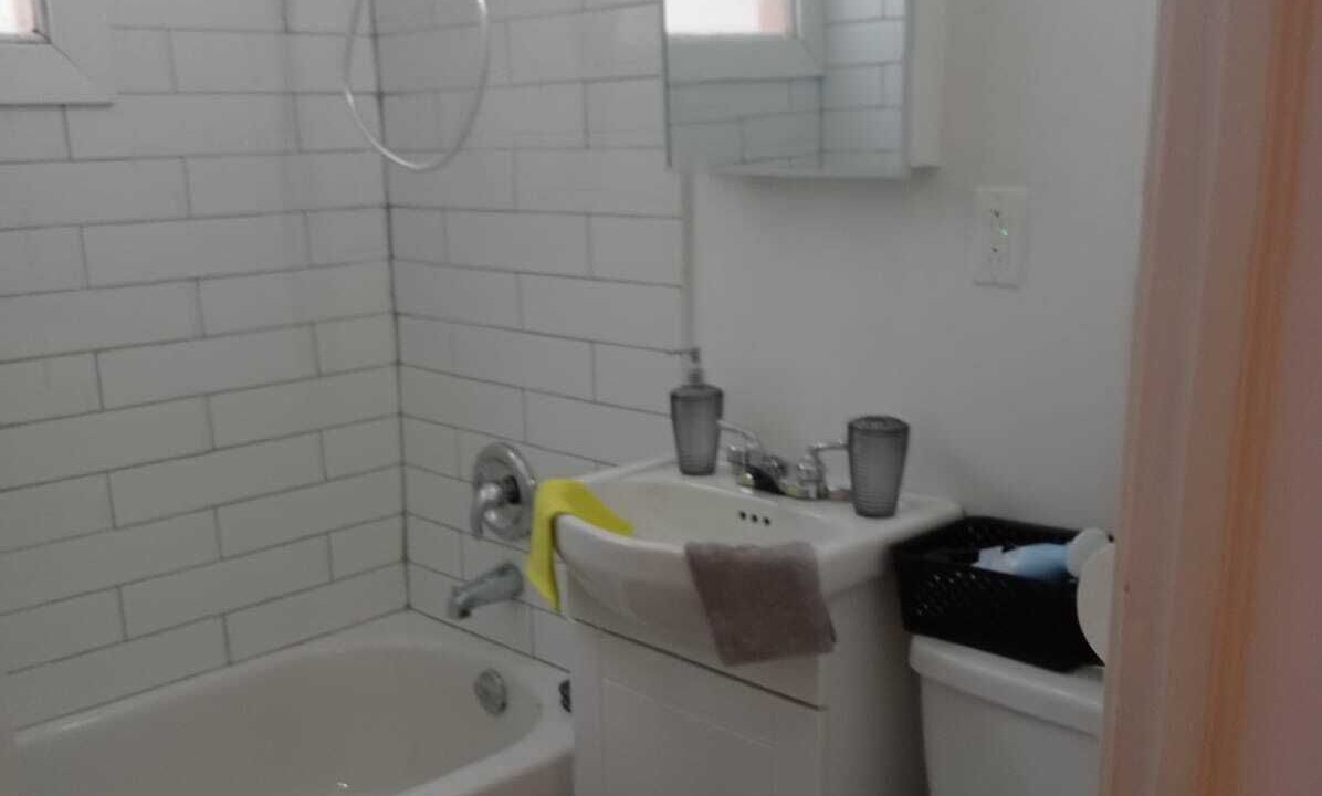 Photo of Bathroom in Cote-Saint-Paul