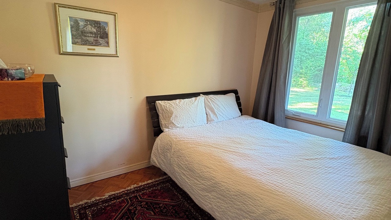 Photo of Bedroom in Tweed