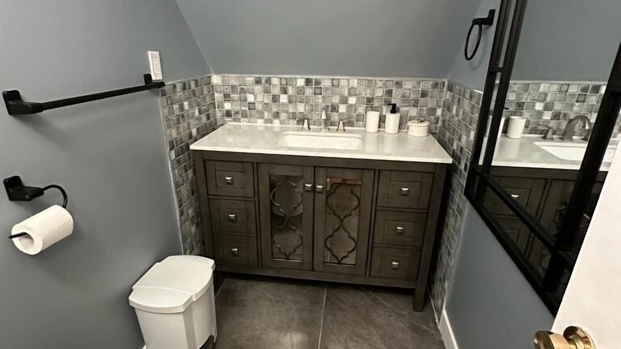 Photo of Bathroom in Saint-Hippolyte
