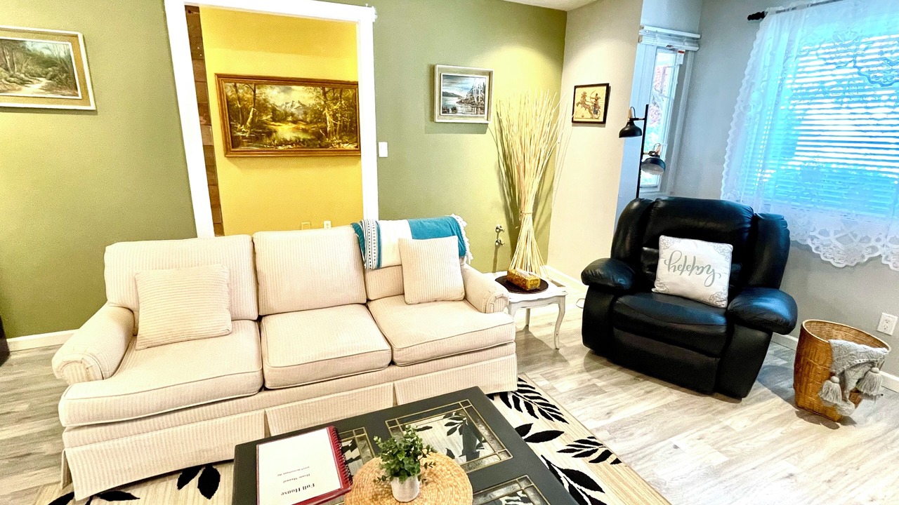 Photo of Livingroom in Sidney