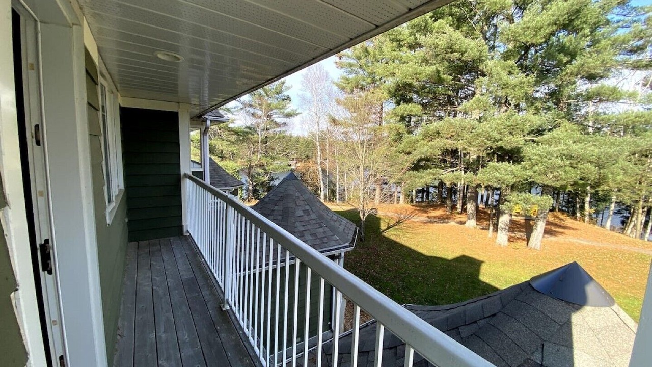 Photo of Patio Balcony in Baysville