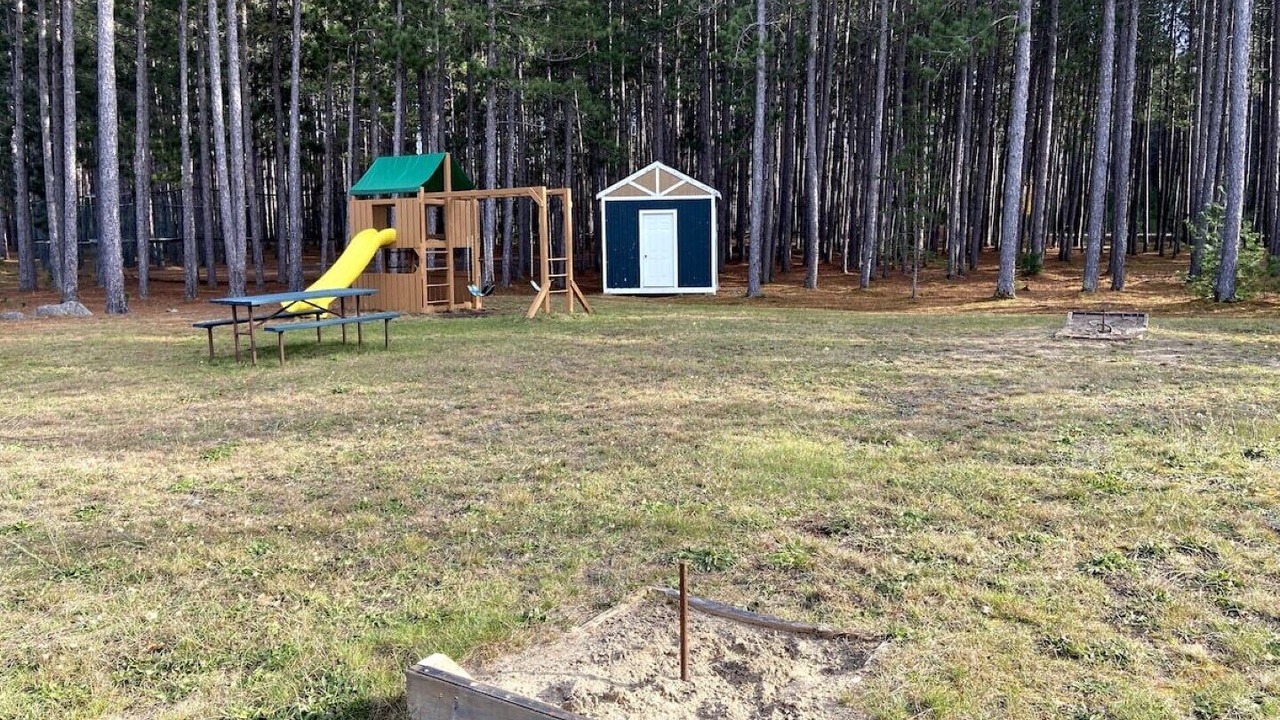 Photo of Others in Baysville