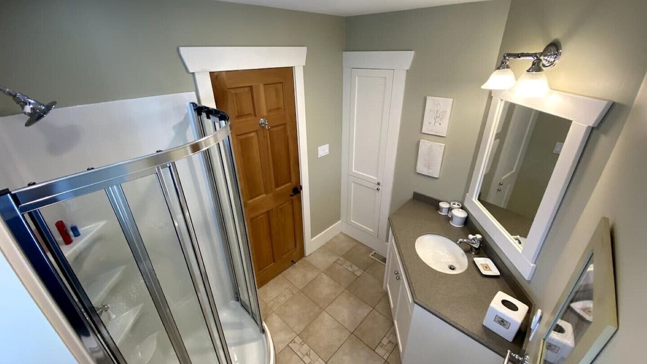 Photo of Bathroom in Baysville