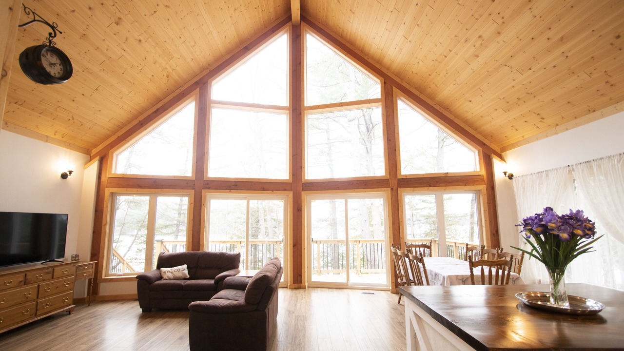 Photo of Bedroom in Muskoka Lakes