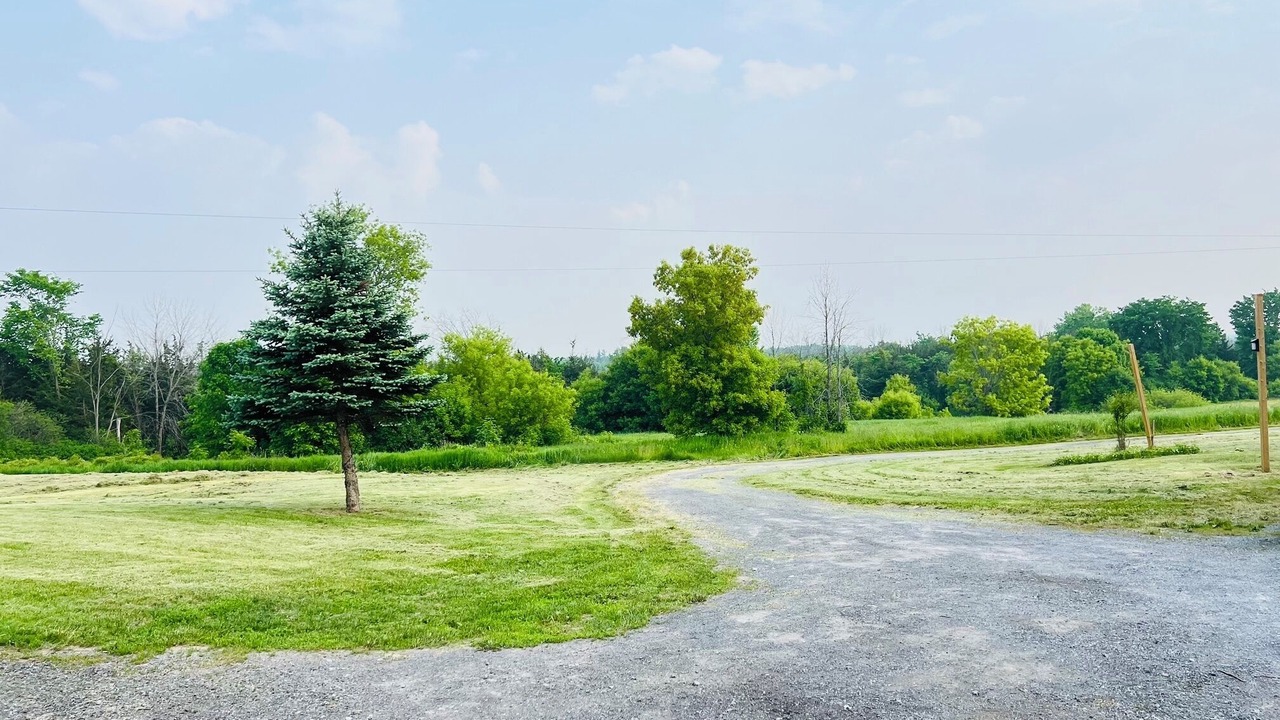 Photo of Others in Tyendinaga