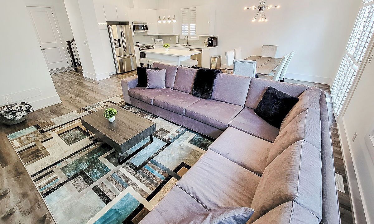 Photo of Livingroom in Niagara Falls