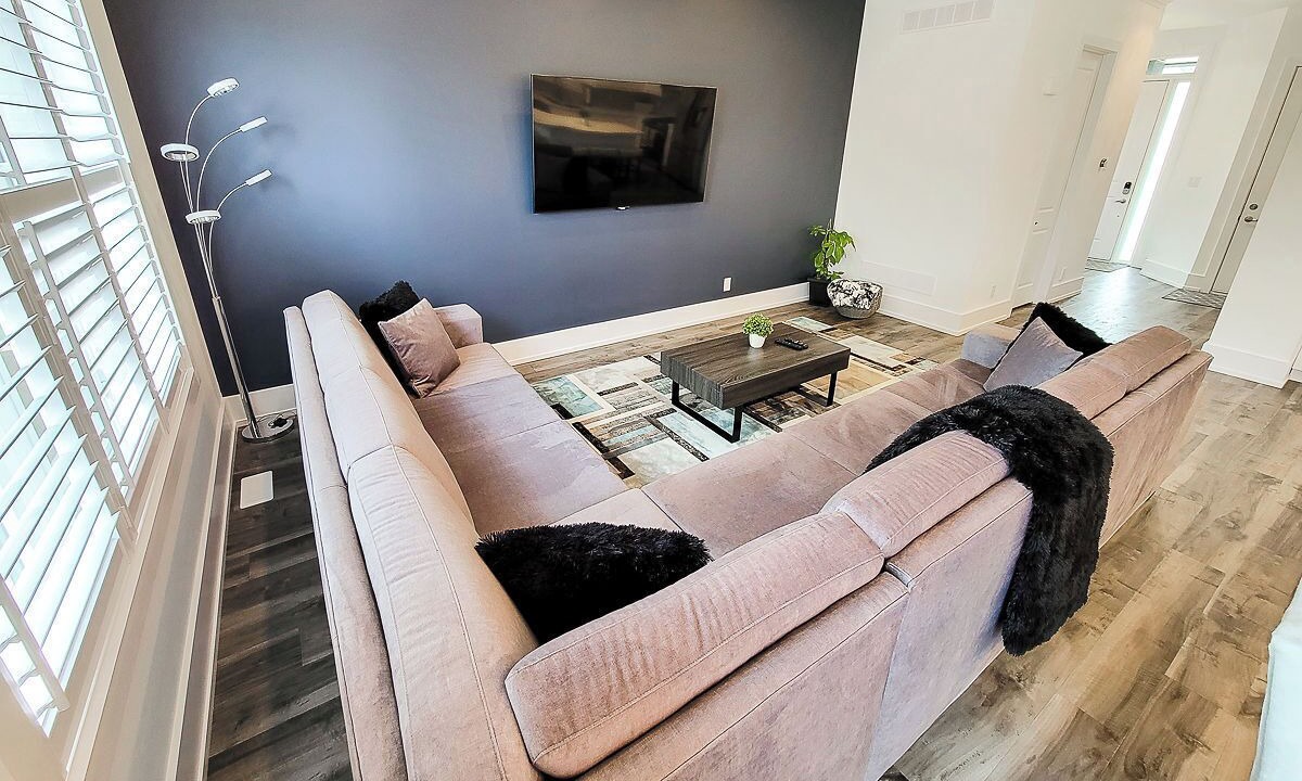 Photo of Livingroom in Niagara Falls