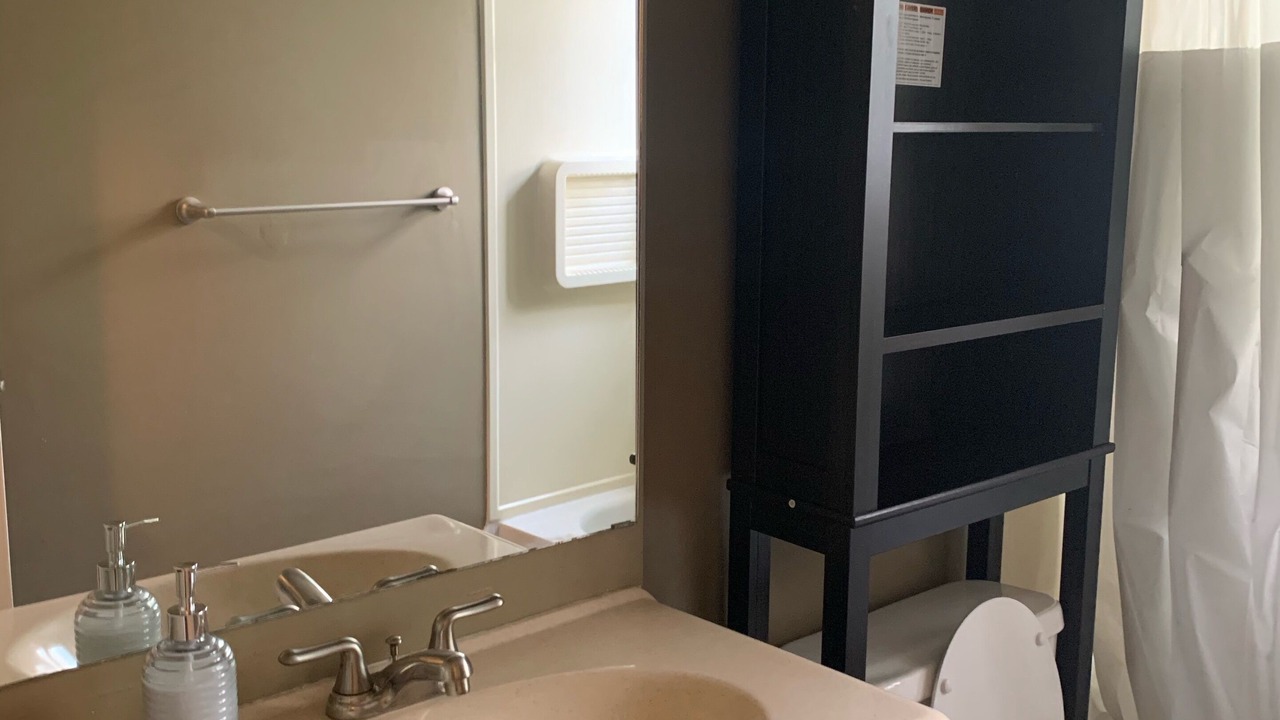 Photo of Bathroom in Upper Ten Oaks