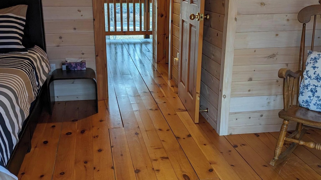 Photo of Bedroom in Lake of Bays