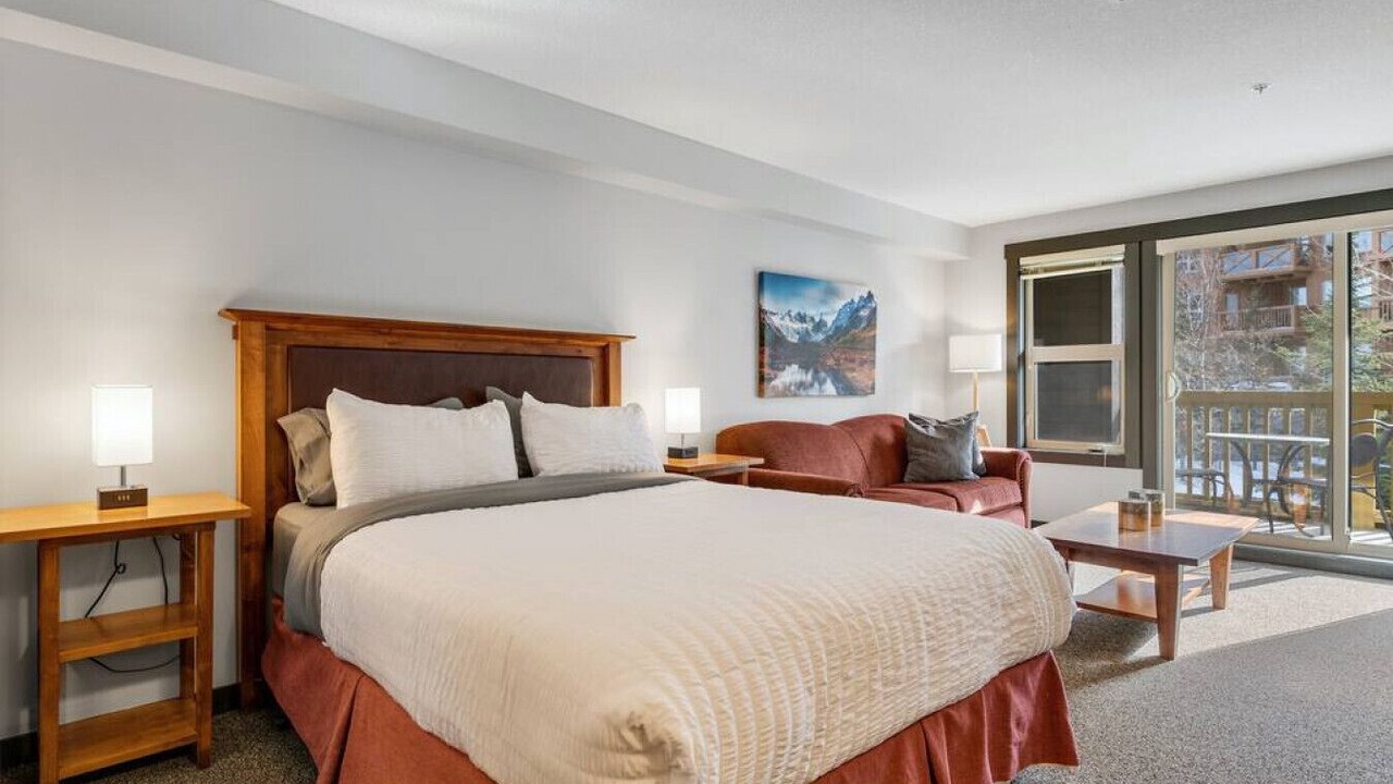 Photo of Bedroom in East Kootenay