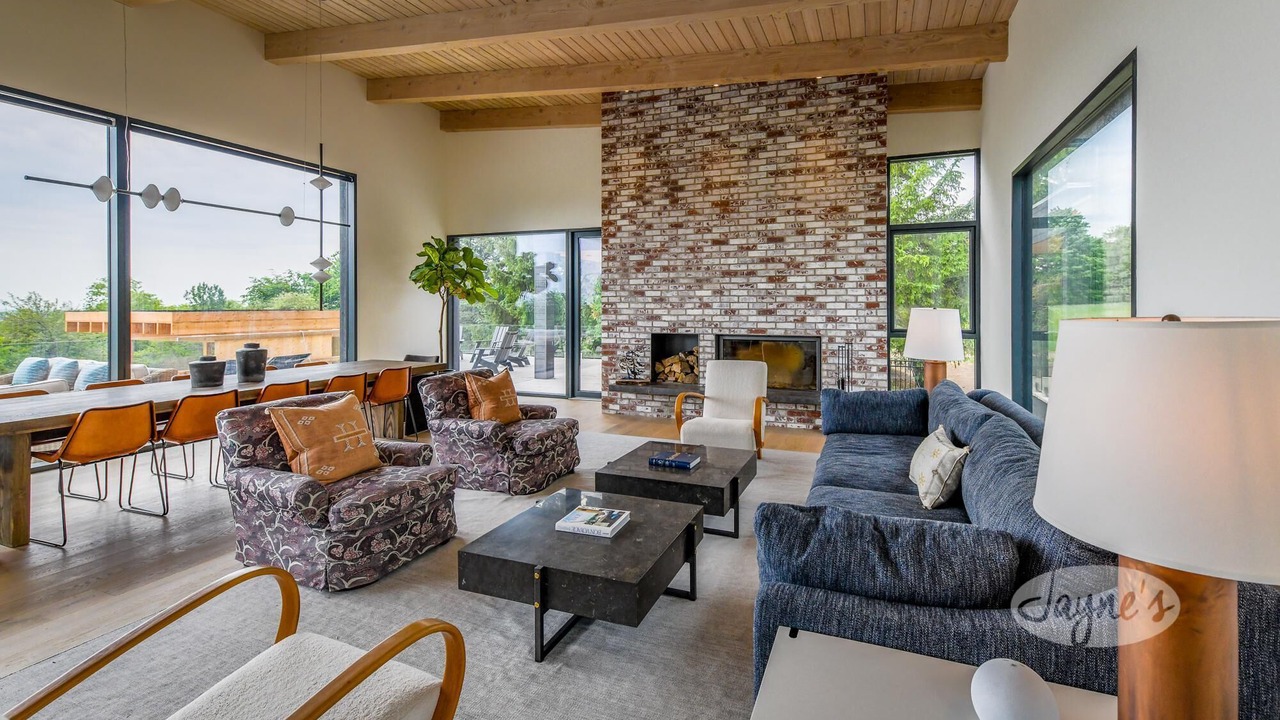 Photo of Livingroom in Creemore