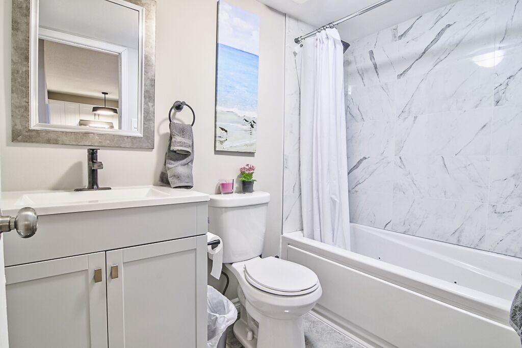 Photo of Bathroom in Craigleith