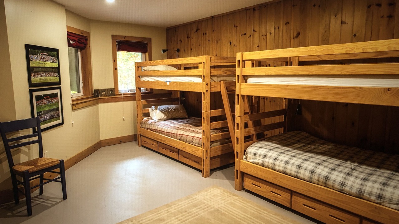 Photo of Bedroom in Bolton-Est